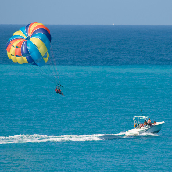 parasailing1
